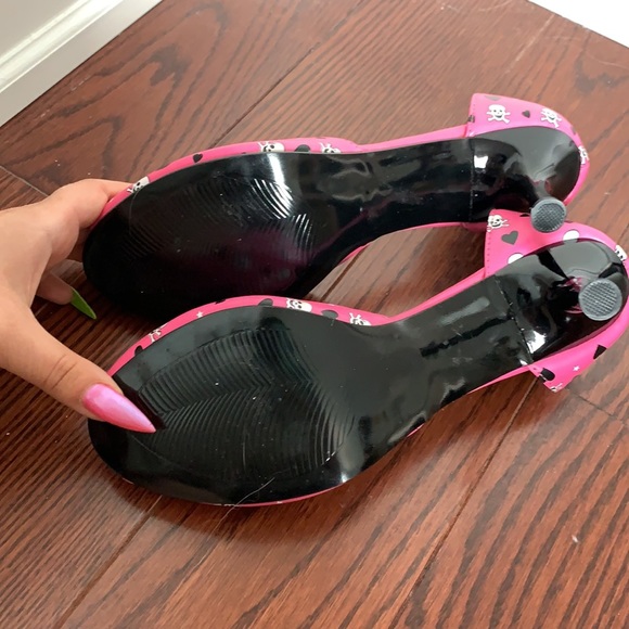 Pink Pin-up Shoes! - Picture 2 of 2